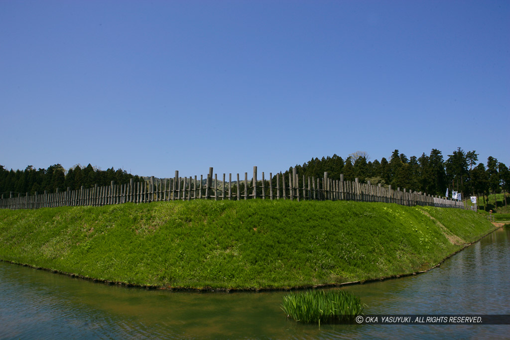 東城砦の監物堀