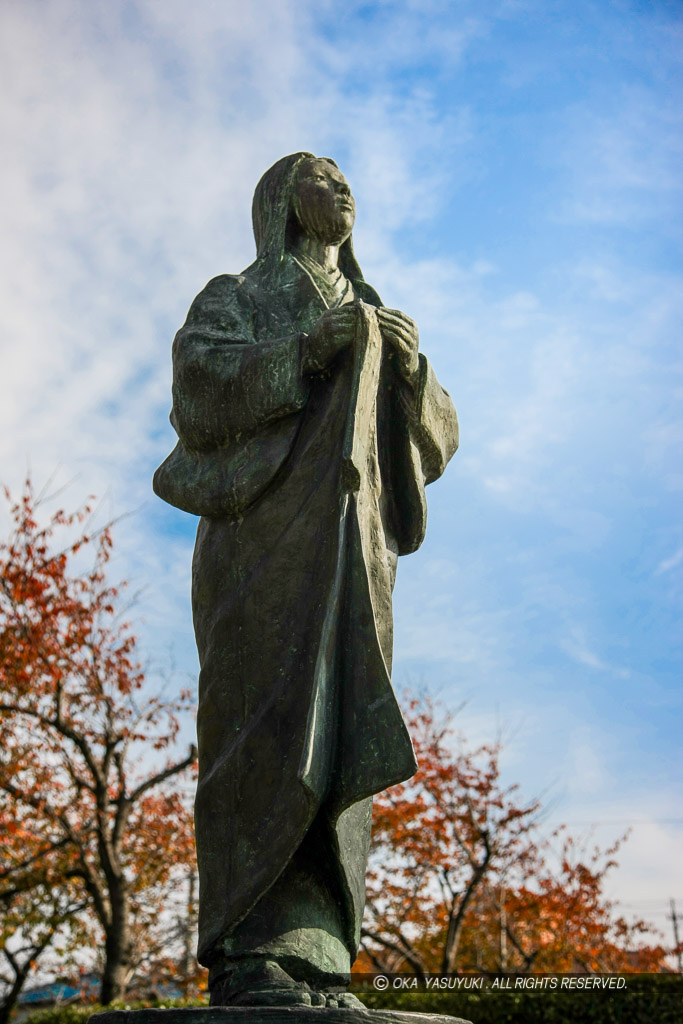 濃姫銅像・清洲公園