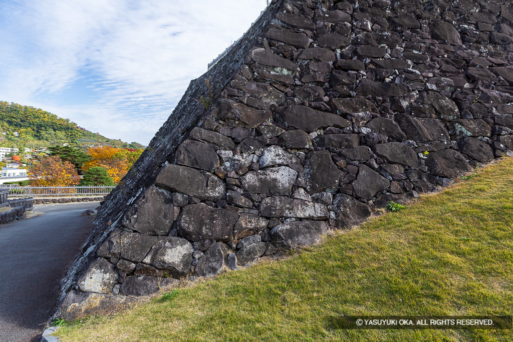 天守台石垣（北西隅）