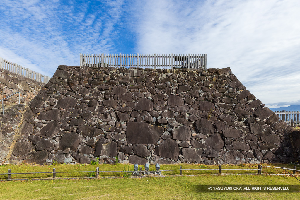 天守台（西側）