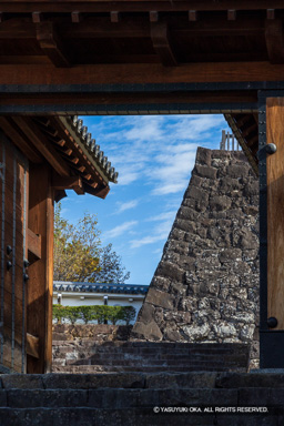 内松陰門 | 高解像度画像サイズ：5464 x 8192 pixels | 写真番号：6F1A4171 | 撮影：Canon EOS R5m2