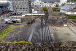 銅門跡から内松陰門 | 高解像度画像サイズ：8192 x 5464 pixels | 写真番号：6F1A4262 | 撮影：Canon EOS R5m2