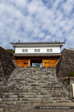 鉄門 | 高解像度画像サイズ：5464 x 8192 pixels | 写真番号：6F1A4287 | 撮影：Canon EOS R5m2