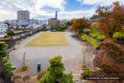 数寄屋曲輪跡から鍛冶曲輪跡 | 高解像度画像サイズ：8068 x 5381 pixels | 写真番号：6F1A4373 | 撮影：Canon EOS R5m2