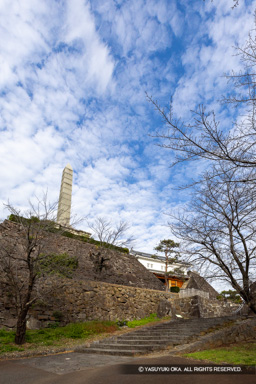 中の門跡 | 高解像度画像サイズ:4715 x 7069 pixels | 写真番号:6F1A4481 | 撮影:Canon EOS R5m2