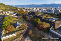 城のホテル甲府ヒストリアラウンジから見た甲府城 | 高解像度画像サイズ：8192 x 5464 pixels | 写真番号：6F1A4580 | 撮影：Canon EOS R5m2