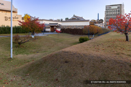 山手御門と堀跡 | 高解像度画像サイズ:8103 x 5404 pixels | 写真番号:6F1A4662 | 撮影:Canon EOS R5m2