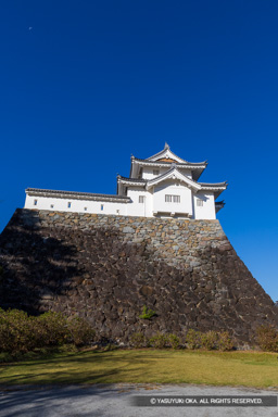 甲府城稲荷櫓 | 高解像度画像サイズ：5464 x 8192 pixels | 写真番号：6F1A4718 | 撮影：Canon EOS R5m2