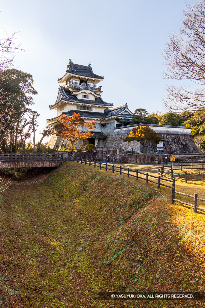 空掘・土橋・展望台小山城