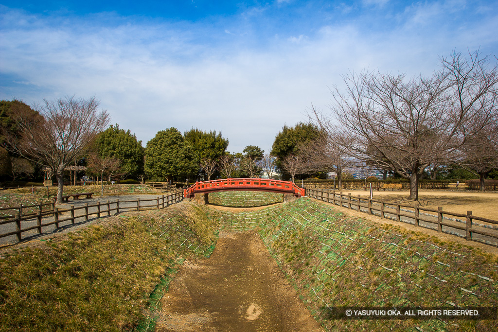 主郭空堀・小山城