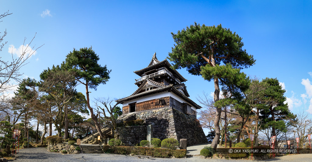 丸岡城本丸全景