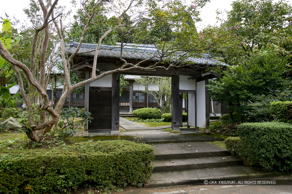 移築城門・蓮成寺