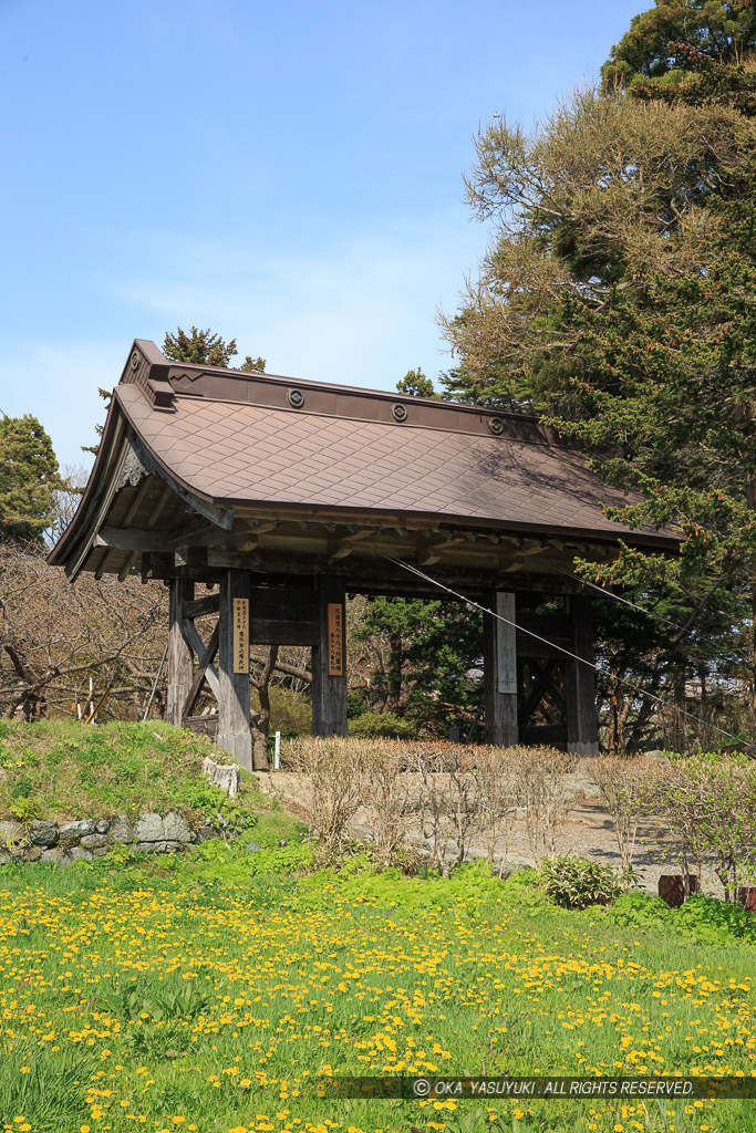 堀上門・阿吽寺・松前城移築城門