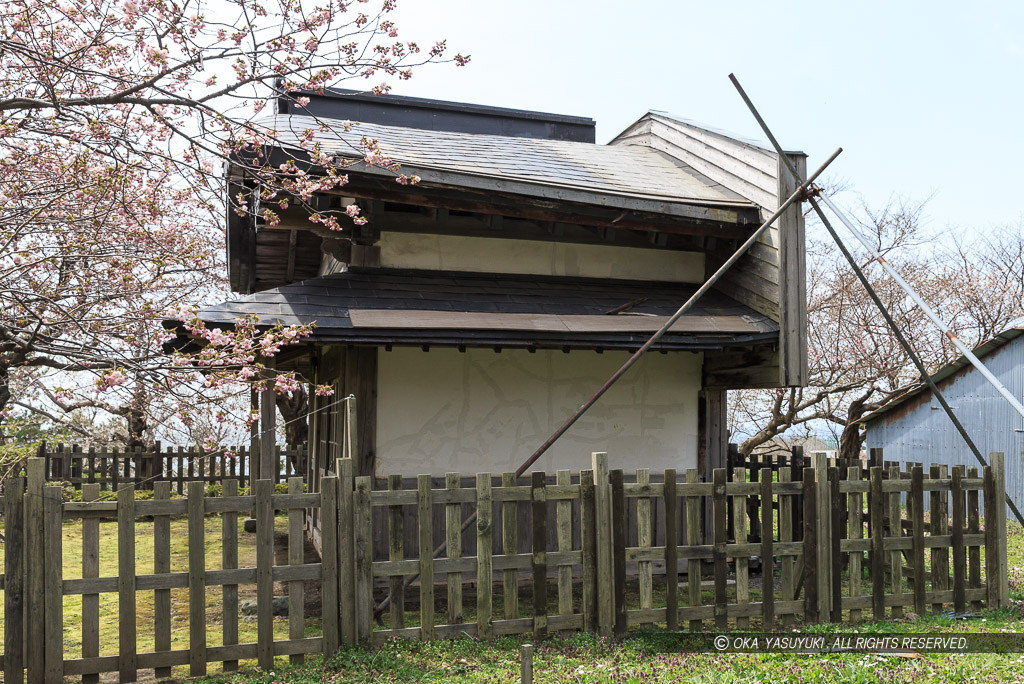 松前城の本丸表御殿玄関・伏見城遺構