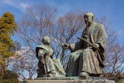 徳川斉昭公・七郎麻呂(慶喜公)銅像|高解像度画像サイズ:6720 x 4480 pixels|写真番号:5D4A6436|撮影:Canon EOS 5D Mark IV