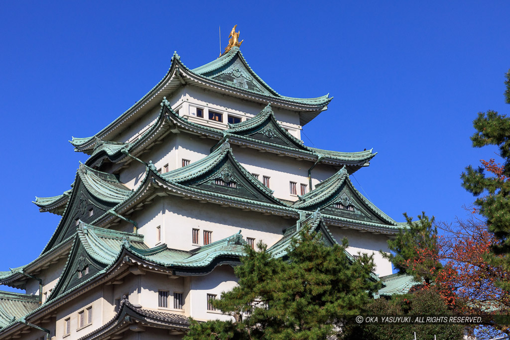 名古屋城天守の破風