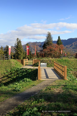 名胡桃城三郭から二郭を望む｜高解像度画像サイズ：4340 x 6510 pixels｜写真番号：5D4A1438｜撮影：Canon EOS 5D Mark IV