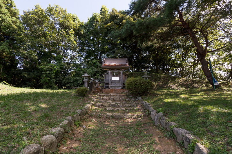 城山神社・本丸跡