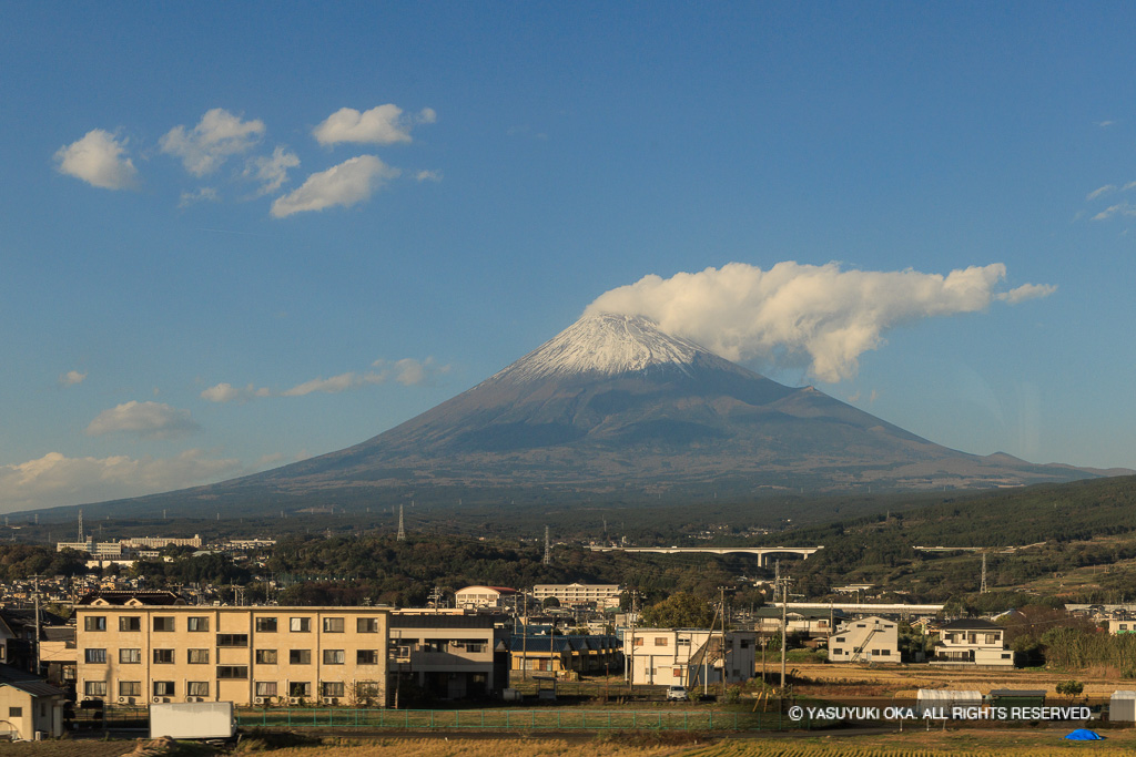 蛭ヶ島から見る富士山