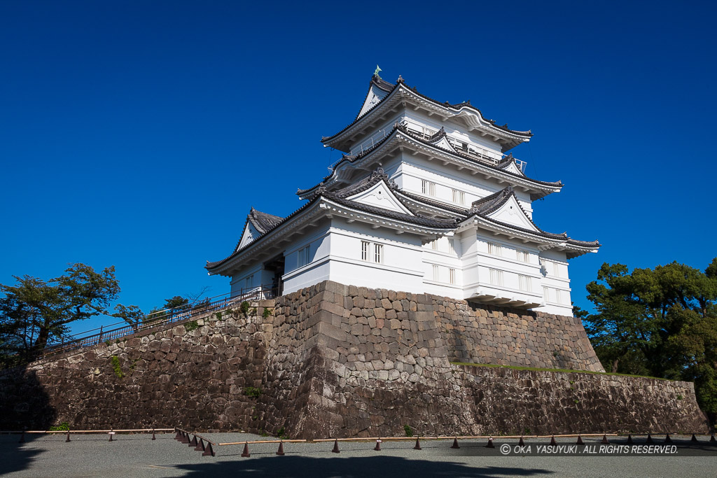 小田原城天守閣リニューアル後・高解像度