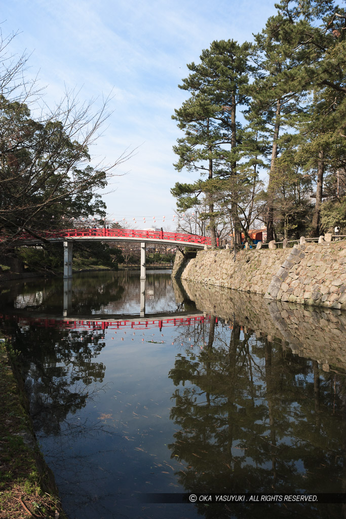 内堀・神橋