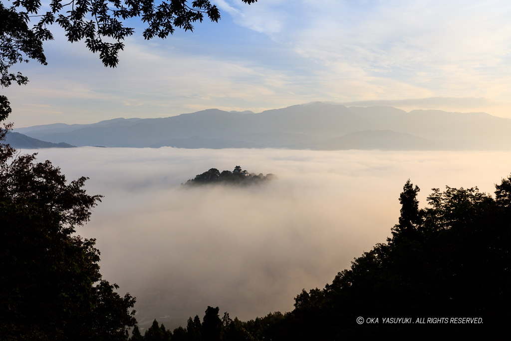 展望スポットと雲海