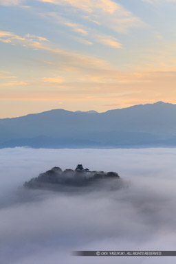 雲海・明け方｜高解像度画像サイズ：5792 x 8688 pixels｜写真番号：5DSA2166｜撮影：Canon EOS 5DS