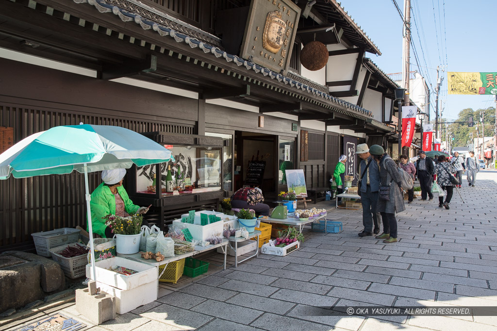 七間朝市