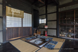 武家屋敷・旧内山家|高解像度画像サイズ:6720 x 4480 pixels|写真番号:5D4A8927|撮影:Canon EOS 5D Mark IV