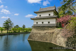 旧二ノ丸隅櫓 | 高解像度画像サイズ：4992 x 3328 pixels | 写真番号：VJ7Z3631 | 撮影：Canon EOS-1Ds Mark II
