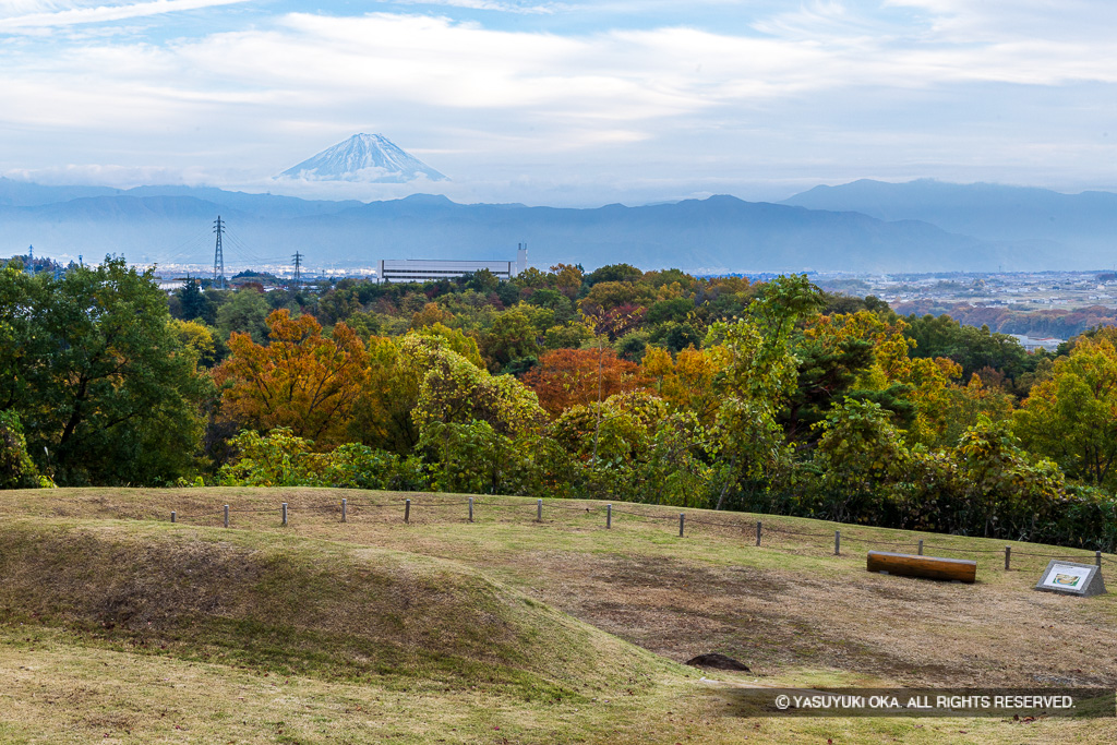 大手枡形と丸馬出・富士山