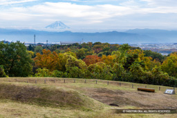 大手枡形と丸馬出・富士山 | 高解像度画像サイズ：7574 x 5052 pixels | 写真番号：6F1A5225 | 撮影：Canon EOS R5m2