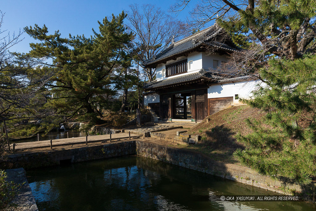 土浦城櫓門（太鼓門）