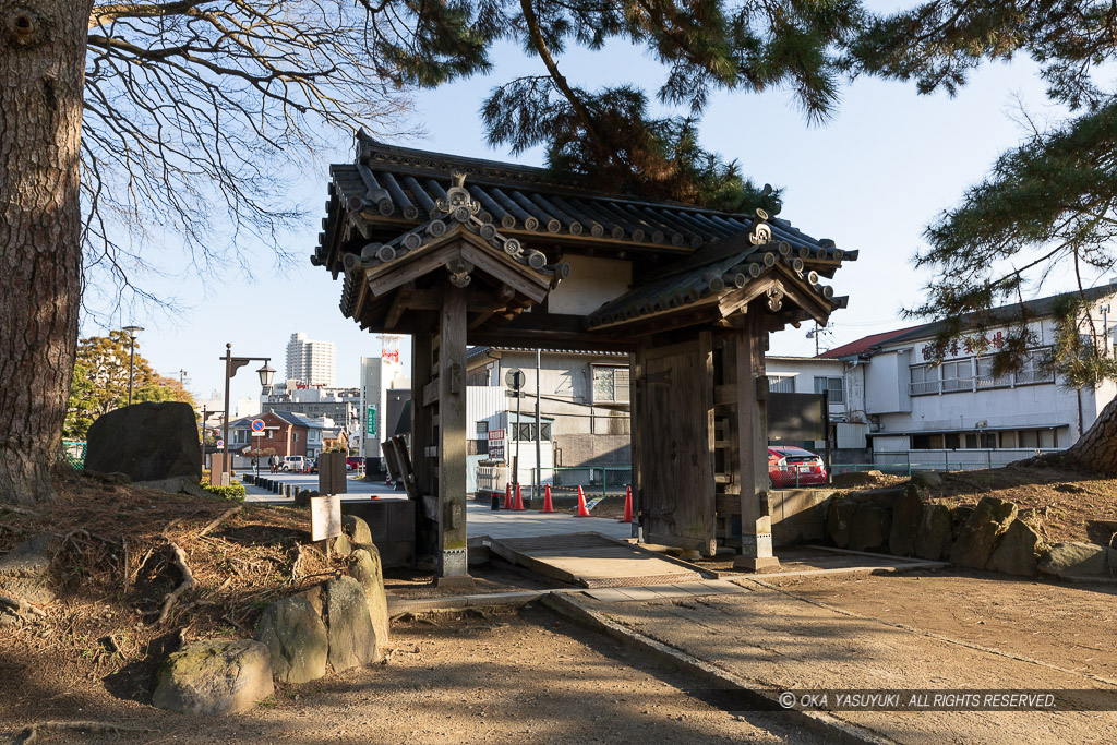 前川口門