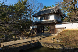 土浦城櫓門（太鼓門）｜高解像度画像サイズ：6720 x 4480 pixels｜写真番号：5D4A6357｜撮影：Canon EOS 5D Mark IV