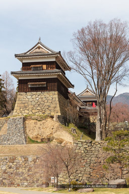 南櫓と北櫓｜高解像度画像サイズ：5444 x 8166 pixels｜写真番号：5DSA4537｜撮影：Canon EOS 5DS