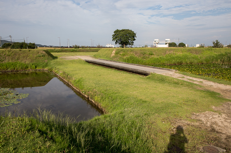 本丸土橋