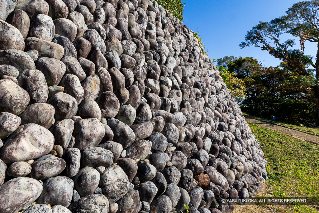 本丸東曲輪玉石垣