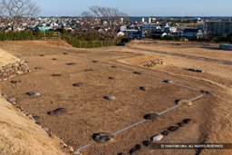 天守台跡 | 高解像度画像サイズ：4992 x 3328 pixels | 写真番号：VJ7Z2801 | 撮影：Canon EOS-1Ds Mark II