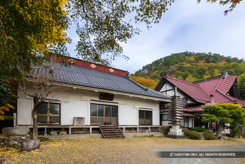積翠寺と要害山城