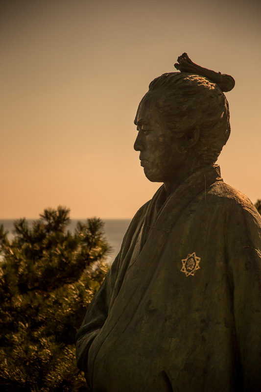 坂本龍馬銅像・桂浜