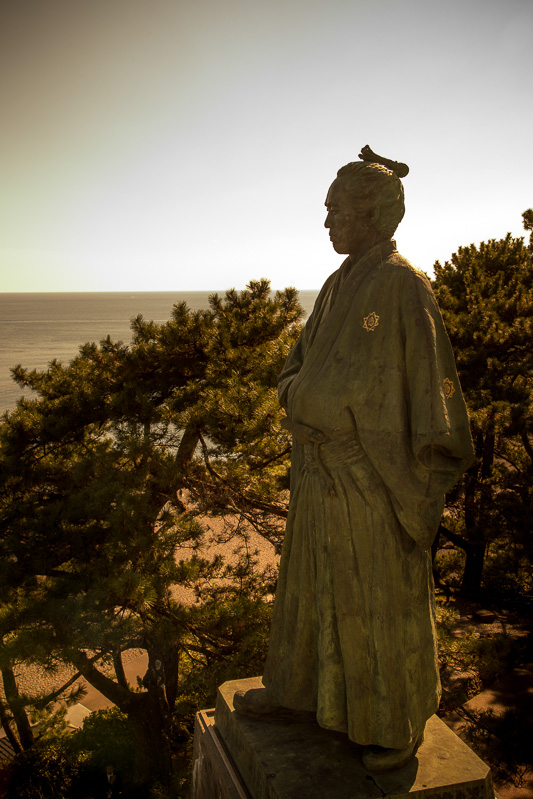 坂本龍馬銅像・桂浜