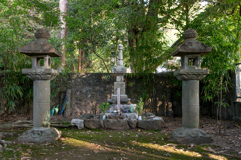 長宗我部信親の墓・雪蹊寺