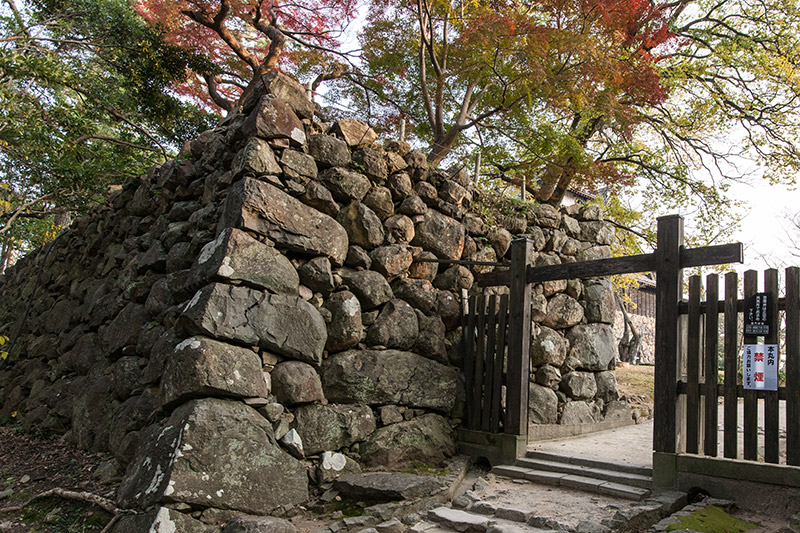 松江城の城門・櫓・石垣・観光